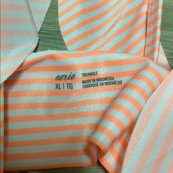 Aerie ruffle triangle bikini top - Picture 7 of 7